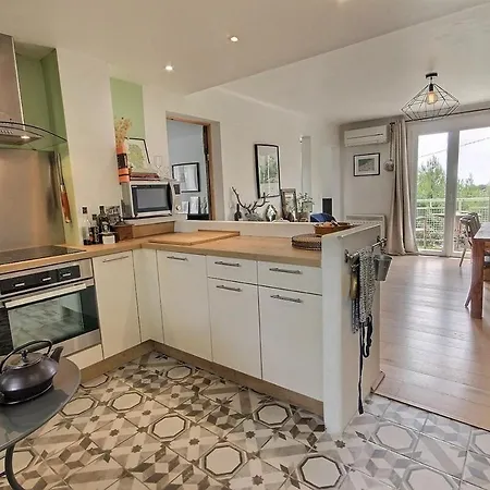 Centre, Proximite Port, Plages Et Calanques דירה *